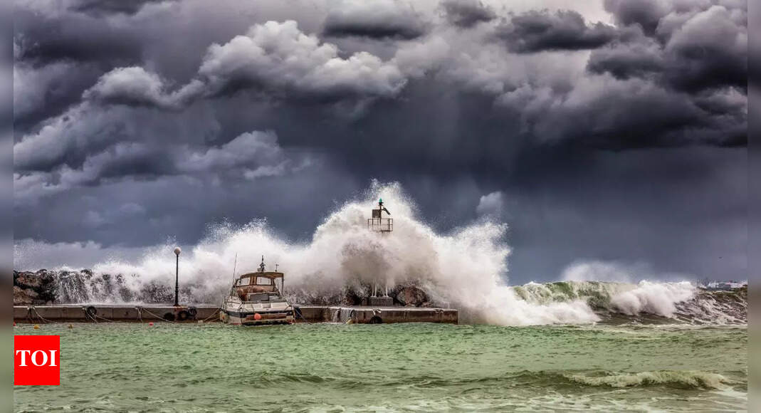 जमैका के लिए रिकॉर्ड तूफान की चेतावनी: अधिकारियों का कहना है कि तूफान मेलिसा जमैका का अब तक का सबसे घातक तूफान बन सकता है | विश्व समाचार