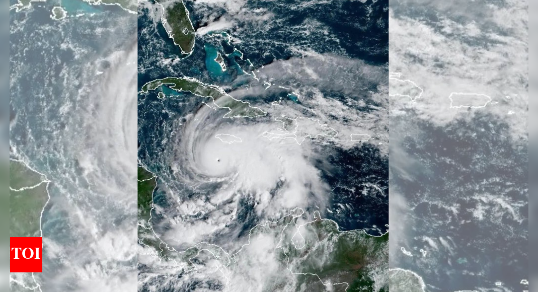 तूफान मेलिसा श्रेणी 5 तक पहुंच गया: 2025 का सबसे शक्तिशाली तूफान जमैका के करीब पहुंच गया; कैरेबियन विनाशकारी बाढ़ के लिए तैयारी कर रहा है