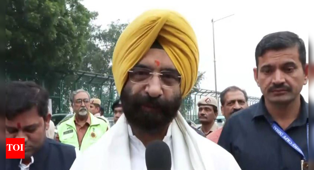 क्लाउड सीडिंग: दिल्ली आज पहला कृत्रिम वर्षा परीक्षण करेगी; मौसम में सुधार होते ही कानपुर से उड़ान भरेगा विमान | दिल्ली समाचार