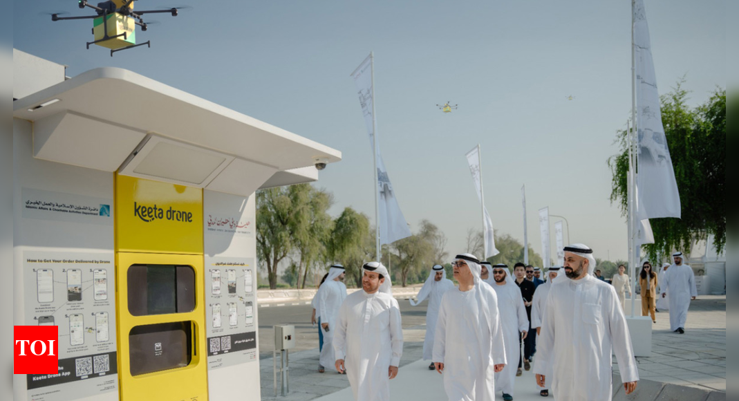 दुबई ने नाद अल शीबा क्षेत्र में मॉल और मस्जिद को जोड़ने वाला नया ड्रोन खाद्य वितरण मार्ग लॉन्च किया | विश्व समाचार