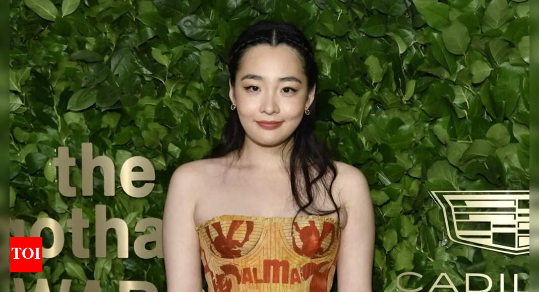 ‘टाइफून कंपनी’: किम मिन्हा ने अपनी धाराप्रवाह अंग्रेजी से सभी को आश्चर्यचकित किया; उनकी यात्रा का खुलासा करता है