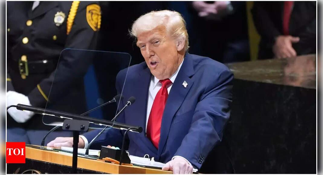 ‘मैं कांप रहा हूं’: डोनाल्ड ट्रंप ने अपने स्वास्थ्य के बारे में अफवाहों के बीच अशांति का मजाक उड़ाया – देखें वीडियो