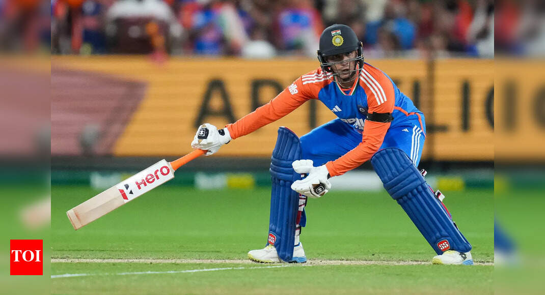 ‘उम्मीद है कि वह मजबूत रहेंगे’: सूर्यकुमार यादव ने ऑस्ट्रेलिया के खिलाफ हार के बावजूद स्टार बल्लेबाज का समर्थन किया; भारत 1-0 से हार रहा है | क्रिकेट समाचार