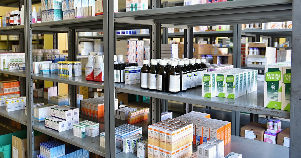 कर्नाटक में मेडप्लस हेल्थ स्टोर का दवा लाइसेंस निलंबित