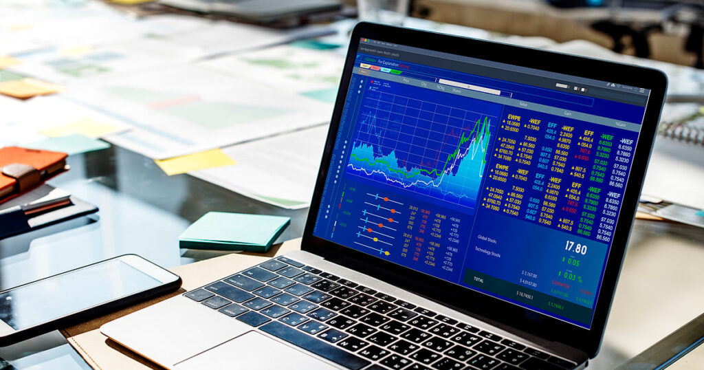 एक्सिस बैंक, ब्लेंडर्स एलाइड, एल एंड टी, कोटक महिंद्रा बैंक ब्रोकेरेज के रडार पर