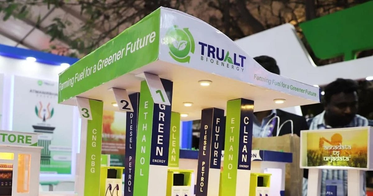 प्रीमियम शेयरों के संचालन पीआरआई मूल्य पर