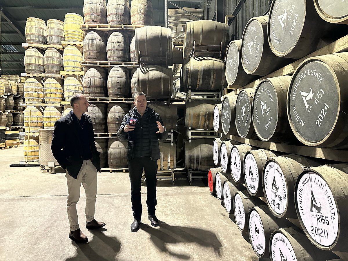 स्कॉच व्हिस्की निर्माता 1 बिलियन जीबीपी की बिक्री पर नजर रखते हुए स्टार्मर के भारत व्यापार मिशन में शामिल हो गए