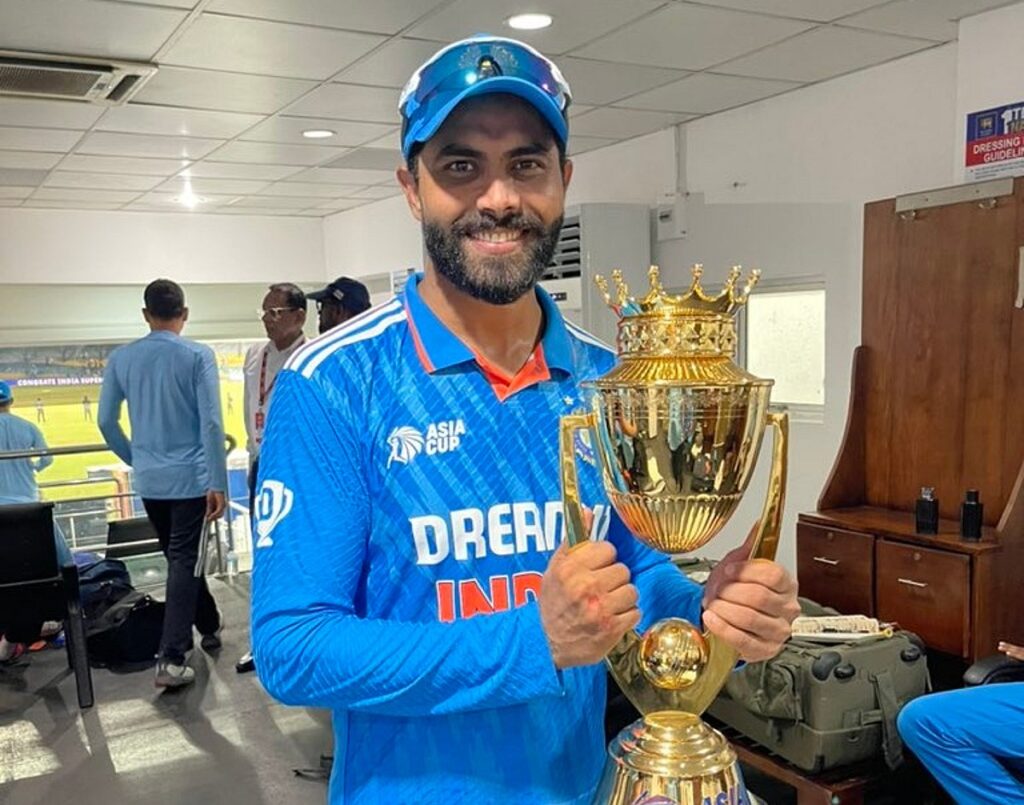 टीम से बाहर किए जाने के बाद रवींद्र जड़ेजा का कहना है कि वनडे का भविष्य ‘मेरे हाथ में नहीं’ है