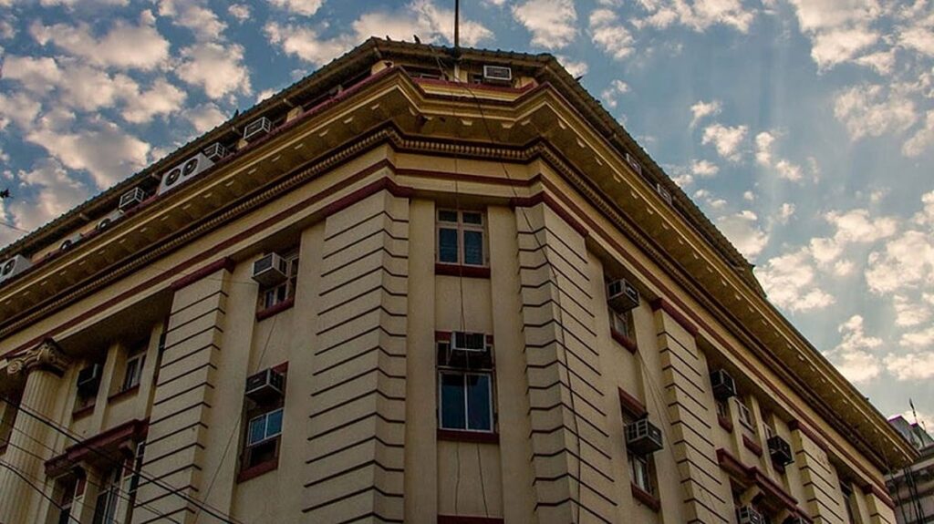 स्टॉक एक्सचेंज के रूप में स्वैच्छिक निकास से पहले कोलकाता स्टॉक एक्सचेंज 2025 में अपनी आखिरी दिवाली मनाएगा