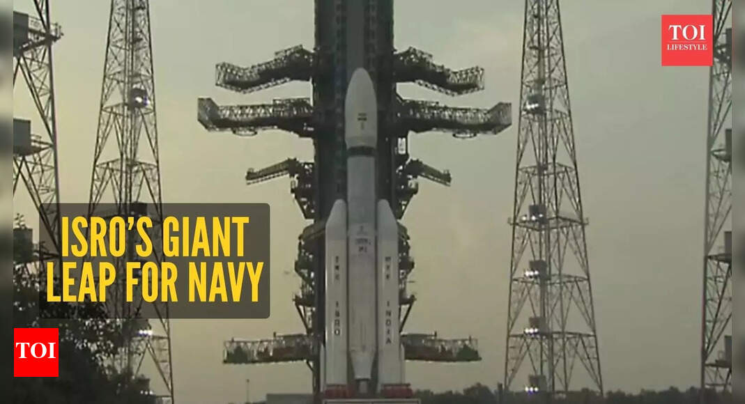इसरो भारी संचार LVM3-M5 लॉन्च करेगा: एक संचार उपग्रह वास्तव में क्या करता है?