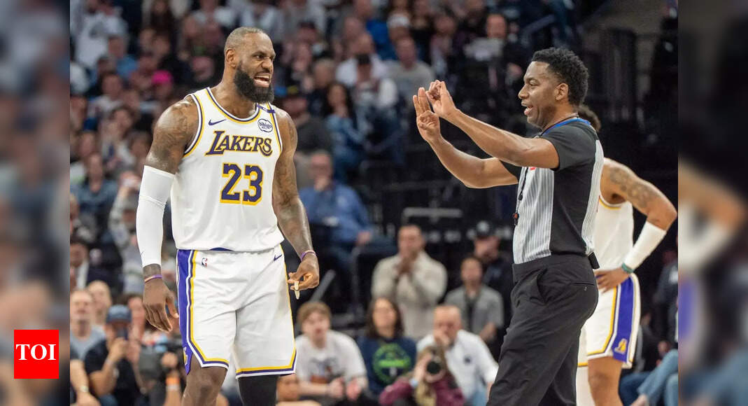 क्या लेब्रोन जेम्स आज रात पोर्टलैंड ट्रेल ब्लेज़र्स के खिलाफ खेलेंगे? लॉस एंजिल्स लेकर्स स्टार की चोट रिपोर्ट पर नवीनतम अपडेट (3 नवंबर, 2025) | एनबीए समाचार