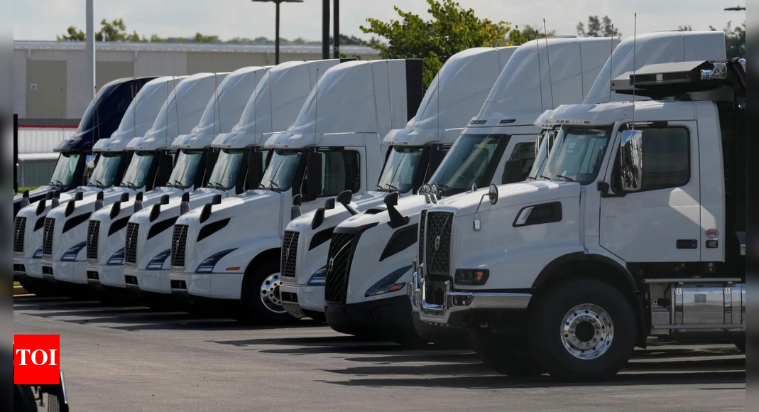 इंग्लिश टेस्टिंग क्रैकडाउन ने संयुक्त राज्य भर में 7,000 से अधिक ट्रक ड्राइवरों पर प्रतिबंध लगाया; भारतीय मूल के ड्राइवर सबसे अधिक प्रभावित हुए हैं