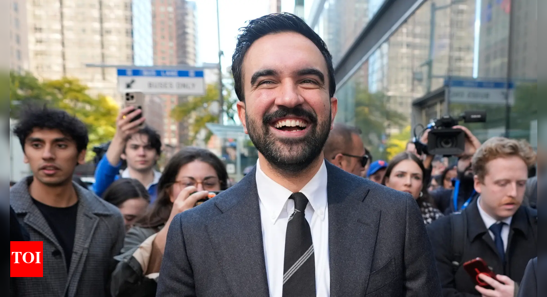 एक ऐसा मेयर जिसने कई चीजें पहली बार कीं: पहले मुस्लिम से लेकर सबसे युवा मेयर तक: जोहरान ममदानी की जीत को ऐतिहासिक बनाता है