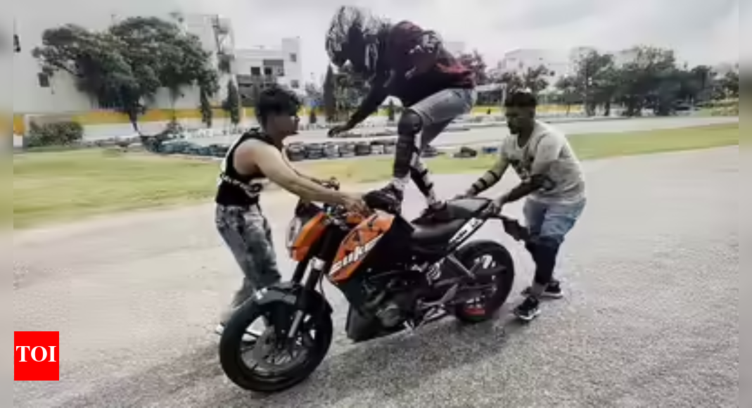 4 युवकों द्वारा किए गए साइकिल स्टंट से कानपुर की एक महिला की मौत हो गई भारत समाचार