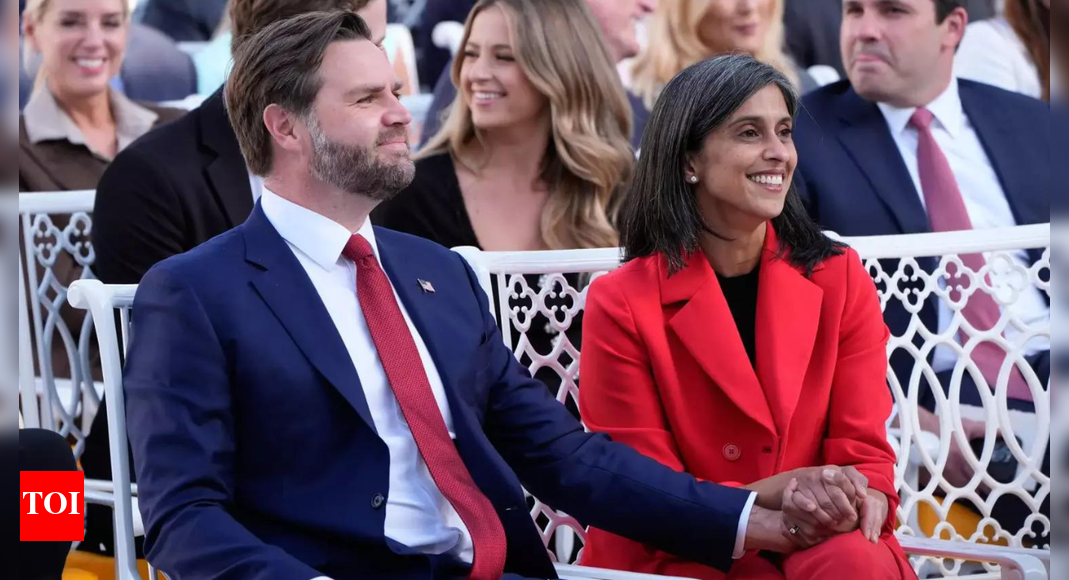 जेडी वेंस को उम्मीद है कि उनकी भारतीय-हिंदू पत्नी उषा ईसाई धर्म अपना लेंगी: विशेषज्ञ अंतरधार्मिक विवाह पर विचार कर रहे हैं