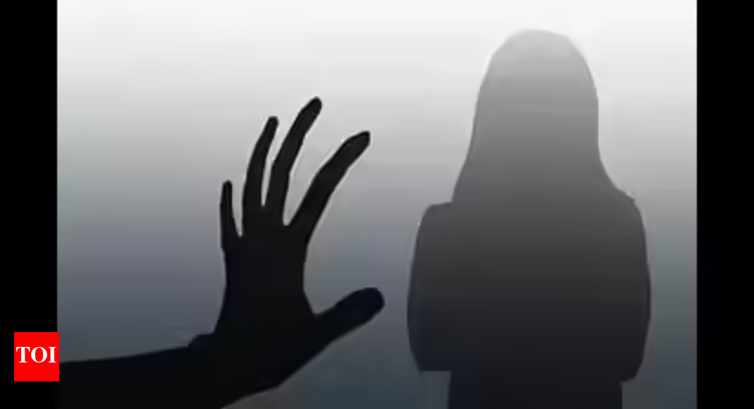 बंगाल में 4 साल की बच्ची से रेप के बाद छोड़ दिया गया; रिश्तेदारों को बनाए रखा | भारत समाचार