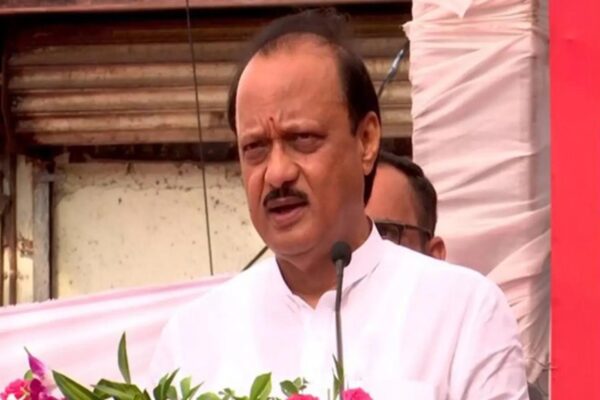 पुणे भूमि सौदा: कार्यकर्ता अंजलि दमानिया ने अजीत पवार के इस्तीफे की मांग की; डिप्टी सीएम ने दिया जवाब | भारत समाचार