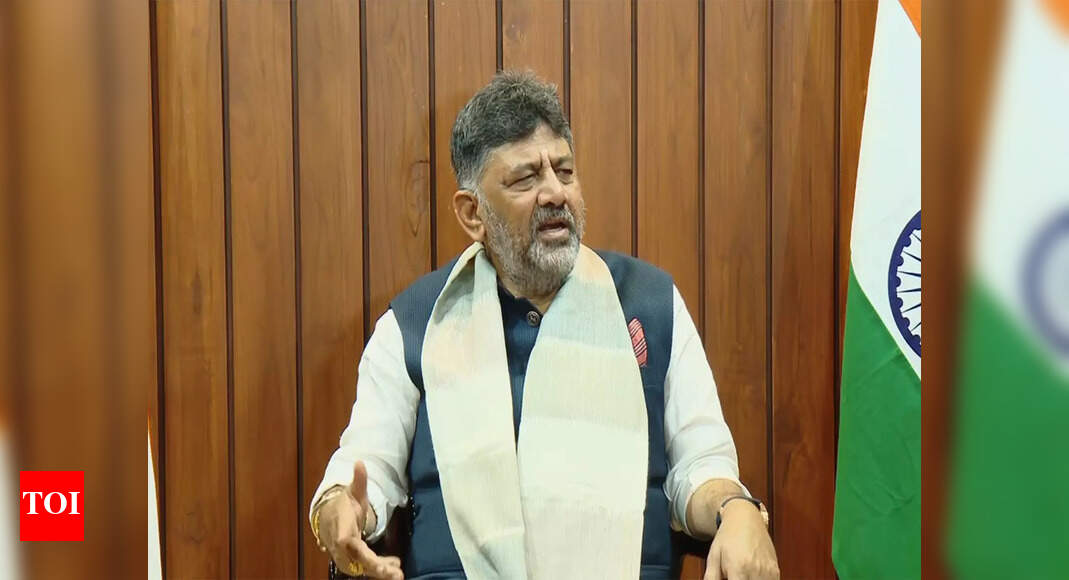 ‘मेरा स्वास्थ्य अच्छा है’: डीके शिवकुमार ने केपीसीसी प्रमुख पद से अपने इस्तीफे की चर्चा खारिज की; खुद को कांग्रेस का ‘वफादार सिपाही’ कहते हैं | भारत समाचार