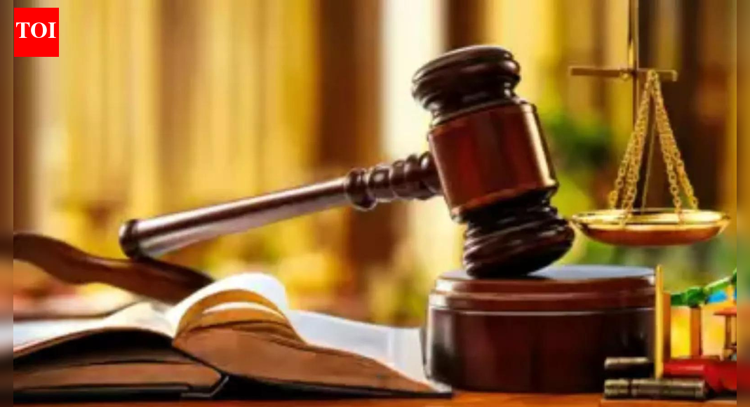 पांच न्यायाधीशों वाली अदालत दो न्यायाधीशों वाली अदालत से केवल एक बिंदु पर सहमत है: मुखिया अनिश्चित काल तक विधेयक में भाग नहीं ले सकता | भारत समाचार