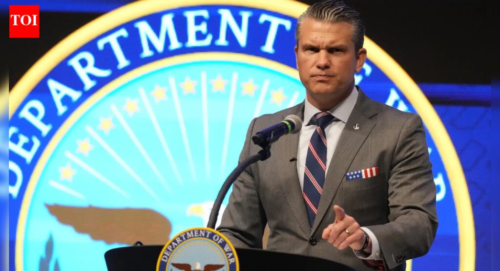 हेगसेथ ने नाइजीरिया के एनएसए से मुलाकात की: ट्रम्प की ‘बंदूकें धधकाने’ वाली धमकी के बाद पेंटागन वार्ता; तनाव बढ़ता है