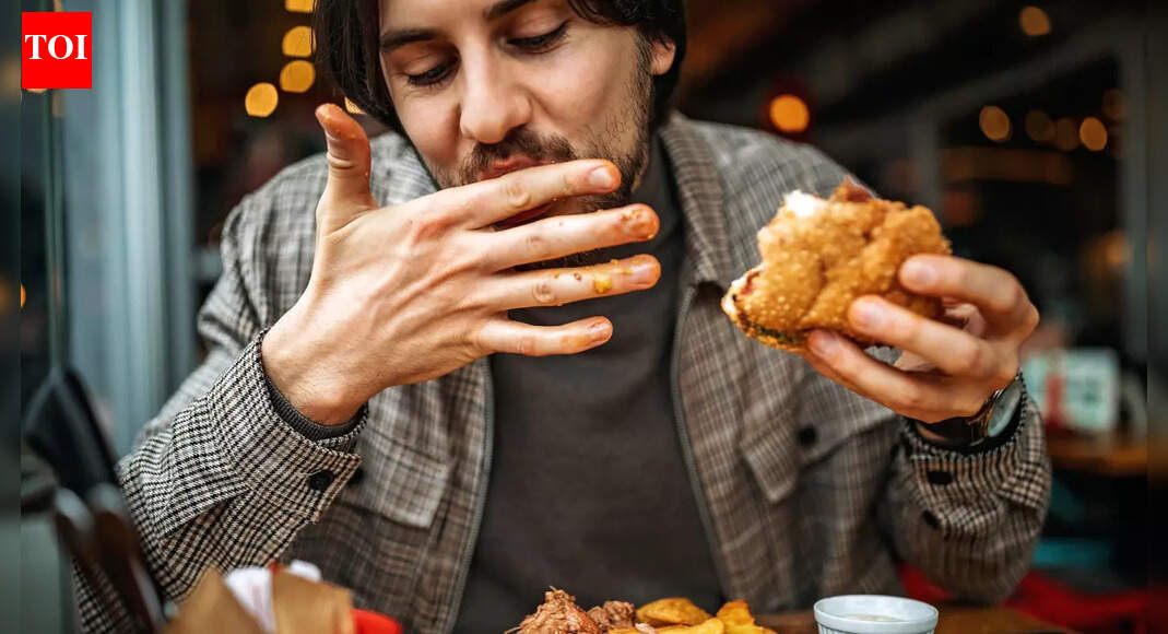 लैंसेट सीरीज़ ने चेतावनी दी है कि भारत में अत्यधिक प्रसंस्कृत खाद्य पदार्थों से मोटापा और मधुमेह बढ़ रहा है भारत समाचार