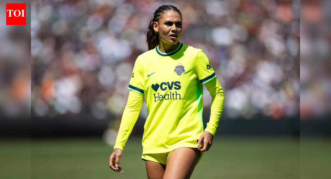 जब वॉशिंगटन स्पिरिट एक और भावनात्मक आघात से उबरने के लिए संघर्ष कर रही है तो ट्रिनिटी रोडमैन की माँ ने हार्दिक समर्थन प्रदान किया | अंतर्राष्ट्रीय खेल समाचार