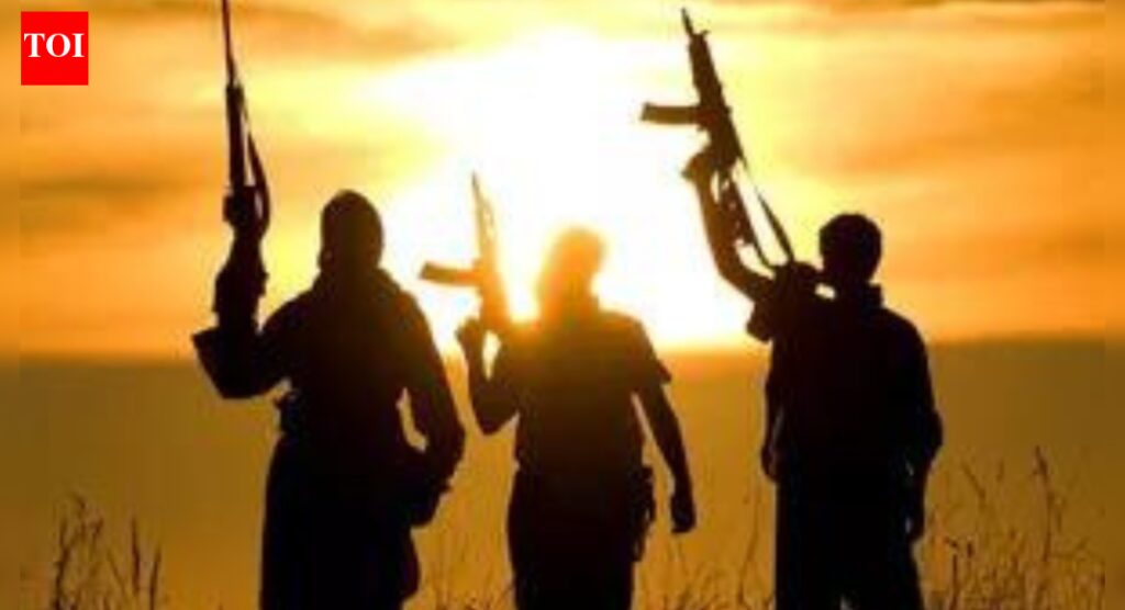 सुकमा में 15 नक्सलियों ने किया आत्मसमर्पण | भारत समाचार