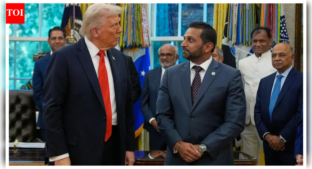 रिपोर्ट में दावा किया गया है कि ट्रंप ‘अप्रिय सुर्खियों’ के कारण काश पटेल को बाहर करने से ‘निराश’ थे