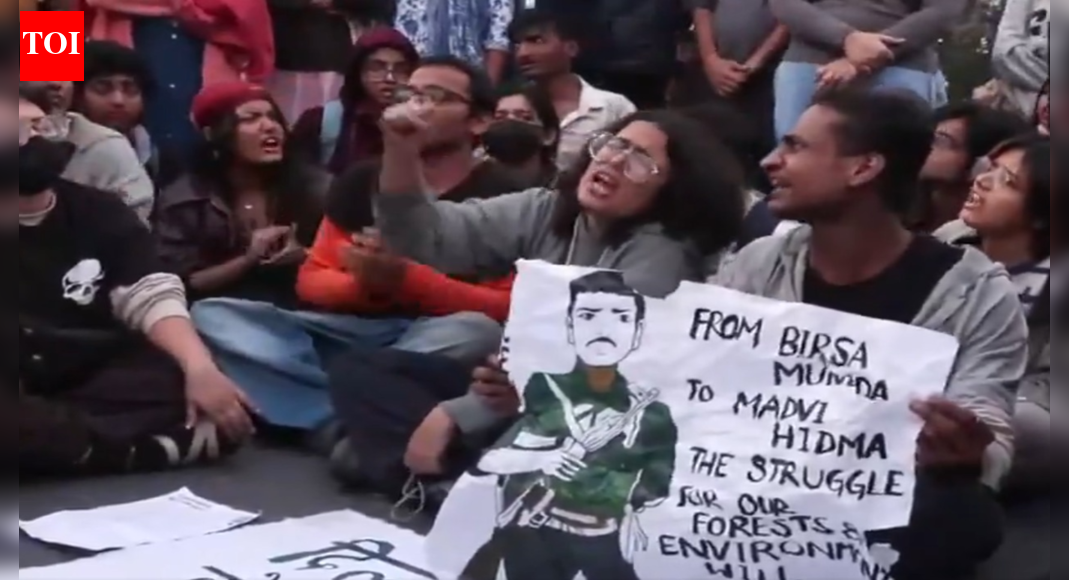 ‘गलत निर्देश दिए’: इंडिया गेट विरोध मामले में आरोपी छात्रों पर दिल्ली पुलिस; उपाय को “जानबूझकर” कहते हैं | भारत समाचार