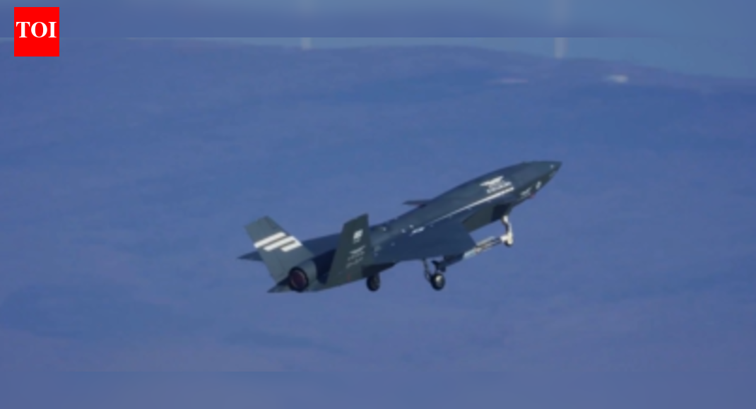 ‘दुनिया का पहला’: तुर्की यूएवी ने हवा से हवा में मार करने वाली बीवीआर मिसाइल से विमान को मार गिराया; कंपनी “मिलीमीटर परिशुद्धता” की प्रशंसा करती है – देखें