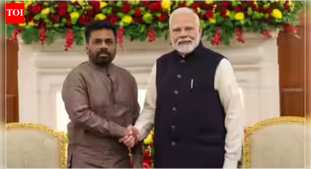 चक्रवात दितवाह: पीएम मोदी ने श्रीलंका के राष्ट्रपति दिसानायके से बात की; लोगों की जान जाने का अफसोस है | भारत समाचार