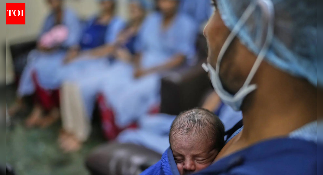 भारत की अस्पताल क्षमता वैश्विक मानक से काफी नीचे है; डॉक्टरों का अनुपात 1:811 है, सरकार ने संसद में माना | भारत समाचार