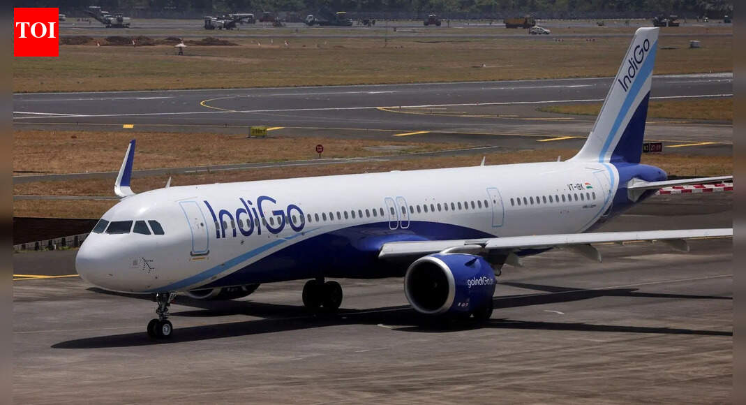 देरी, रद्दीकरण और छूटी हुई उड़ानें: अराजकता ने फुटबॉलरों से लेकर अंतिम संस्कार में भाग लेने वालों तक किसी को नहीं बख्शा | भारत समाचार