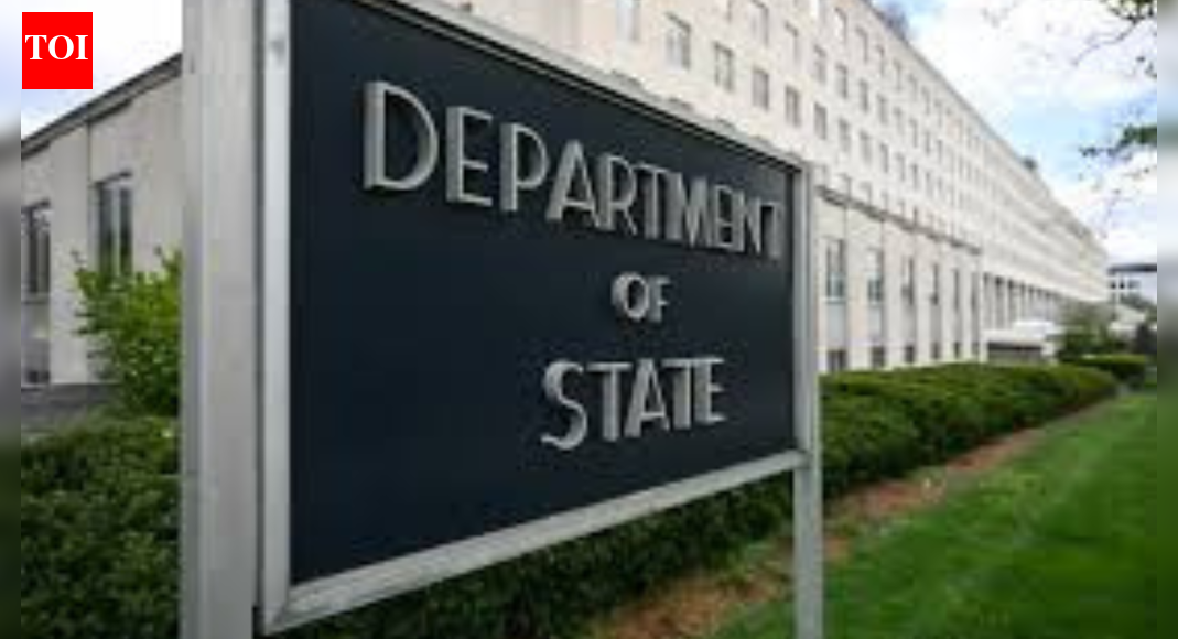 H-1B सोशल मीडिया जांच में तीन महीने की देरी? विशेषज्ञ का कहना है कि यह तो एक बहाना है, जाहिर है वे एआई का इस्तेमाल करेंगे | विश्व समाचार