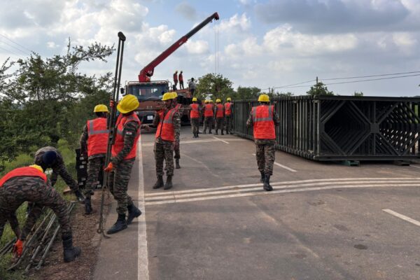 ऑपरेशन सागर बंधु: भारत ने श्रीलंका में कनेक्टिविटी बहाली के प्रयासों को बढ़ाया; घड़ी | भारत समाचार