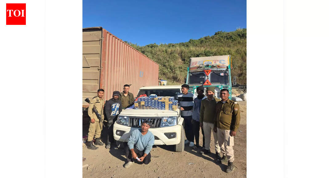 असम: पुलिस ने कछार जिले में दो अलग-अलग अभियानों में विदेशी निर्मित सिगरेट और हेरोइन जब्त की, तीन गिरफ्तार | ईटानगर समाचार