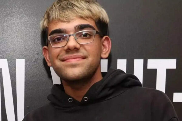 बाहर निकाले जाने से लेकर ऑक्टागन स्पॉटलाइट की मेजबानी तक: कैसे वायरल स्ट्रीमर N3on ने UFC में अपनी सबसे अप्रत्याशित वापसी की