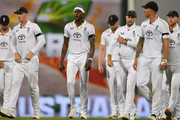 एशेज दांव पर: एडिलेड टेस्ट से पहले इंग्लैंड दबाव में | क्रिकेट समाचार