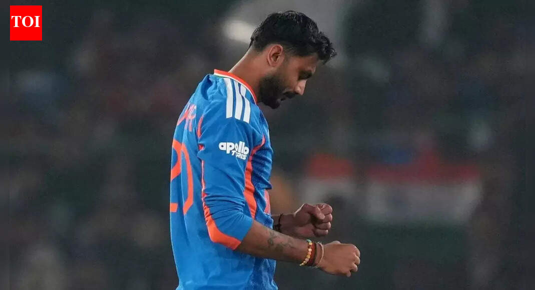 IND vs SA: अक्षर पटेल दक्षिण अफ्रीका बनाम T20I सीरीज से बाहर; शाहबाज़ अहमद ने रिप्लेसमेंट क्रिकेट न्यूज़ को नामित किया