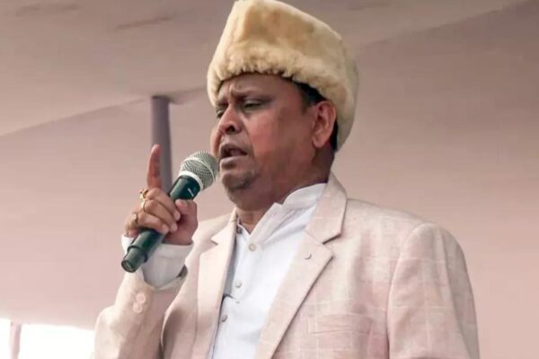 बाबरी मस्जिद विवाद: बीएनएस के अनुसार वीएचपी ने मस्जिद योजना को अवैध पाया; बंगाल सरकार से हुमायूं कबीर के खिलाफ एफआईआर दर्ज करने का आग्रह | भारत समाचार