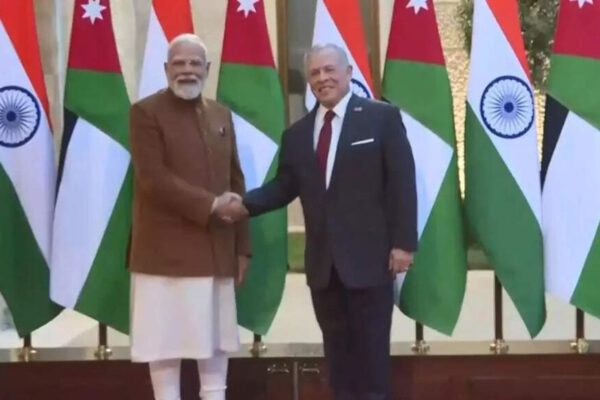 जॉर्डन यात्रा: पीएम मोदी ने अम्मान में किंग अब्दुल्ला द्वितीय से मुलाकात की; नेताओं ने गाजा और आतंकवाद के खिलाफ लड़ाई पर बहस की | भारत समाचार