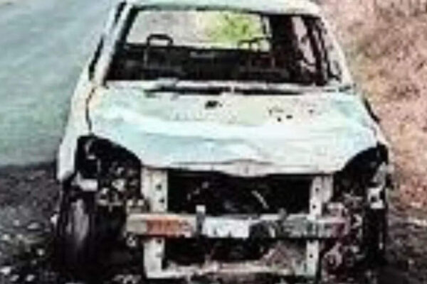 वित्तीय कंपनी के निदेशक ने अपनी मौत का नाटक रचने और 1 मिलियन रुपये का बीमा भुगतान पाने के लिए एक व्यक्ति को जिंदा जला दिया | भारत समाचार