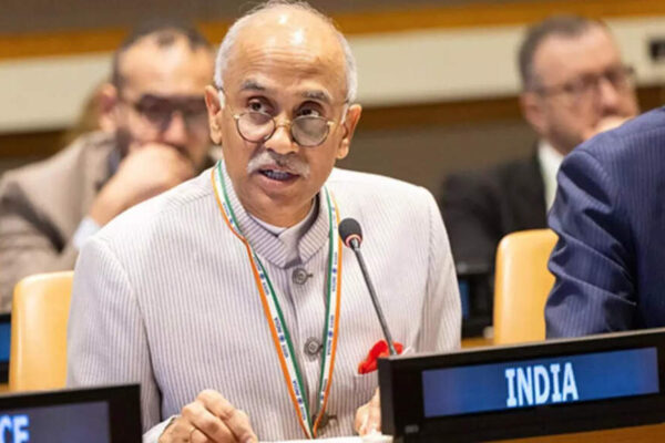 देखें: संयुक्त राष्ट्र सुरक्षा परिषद में भारत ने पाकिस्तान को लगाई फटकार; कहते हैं जम्मू-कश्मीर और लद्दाख देश के अभिन्न अंग हैं | भारत समाचार