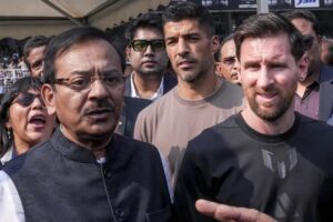 मेसी इवेंट विवाद: खेल मंत्री अरूप बिस्वास ने दिया इस्तीफा; बंगाल की सीएम ममता लेंगी अंतिम फैसला | भारत समाचार