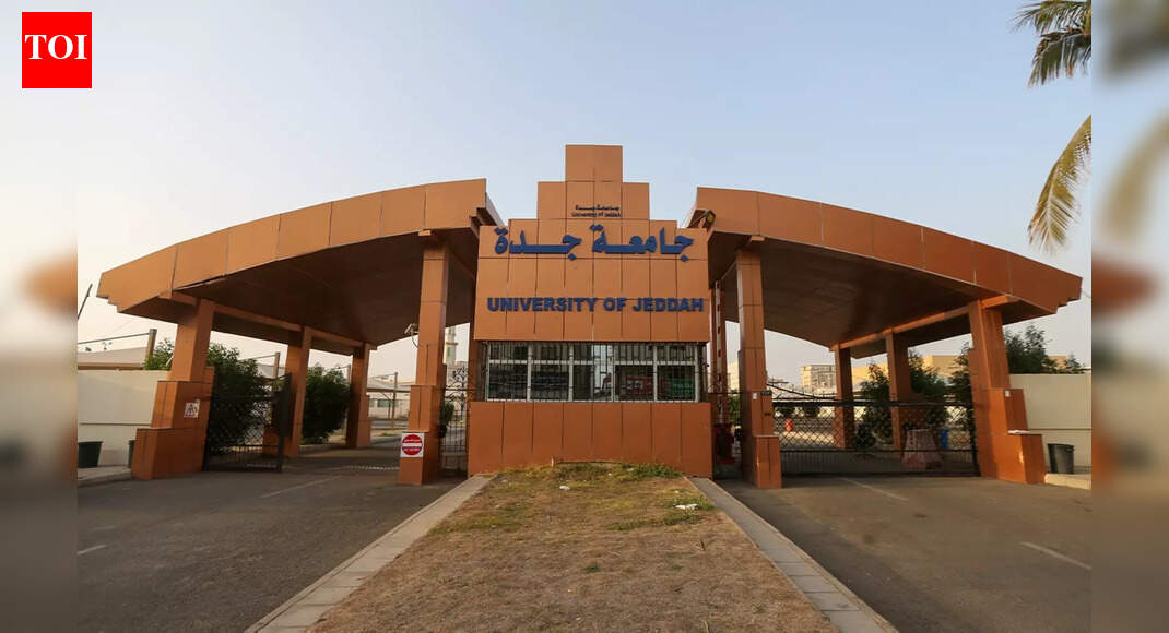 जेद्दा विश्वविद्यालय स्नातकोत्तर प्रवेश 2026: कार्यक्रम, शुल्क और आवेदन कैसे करें | विश्व समाचार