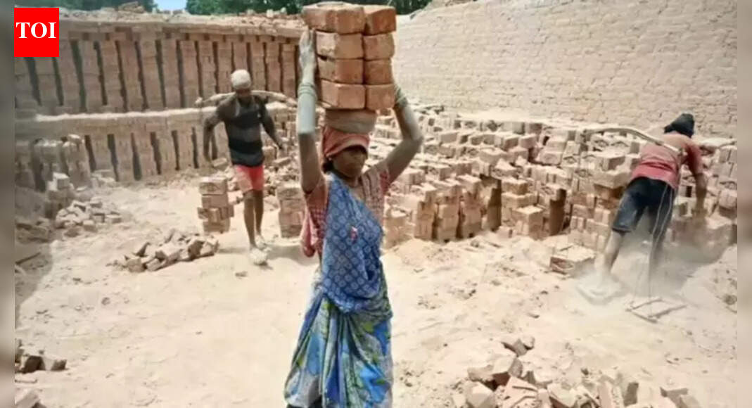 कार्यकर्ताओं ने ‘जी रैम जी’ को वापस लेने की मांग की और विरोध प्रदर्शन की चेतावनी दी | भारत समाचार