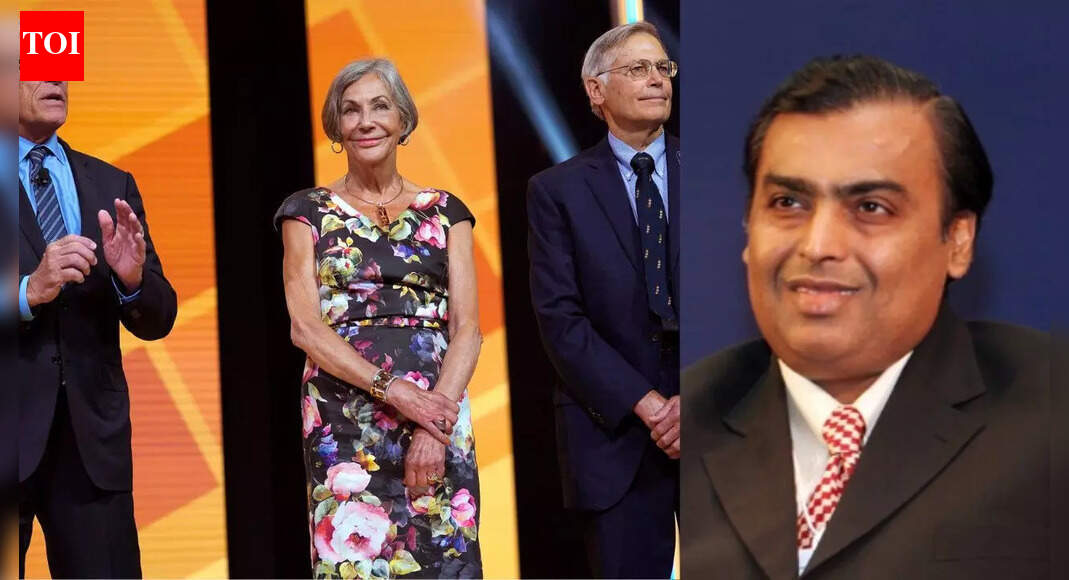 दुनिया के 10 सबसे अमीर परिवार: वॉलमार्ट का वाल्टन परिवार सबसे आगे है, और केवल एक भारतीय परिवार इस सूची में है | विश्व समाचार