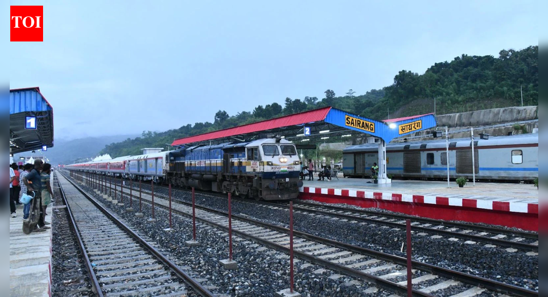 असम त्रासदी: राजधानी एक्सप्रेस ने हाथियों के झुंड को टक्कर मारी, आठ की मौत; पांच कारें, इंजन पटरी से उतरे | भारत समाचार