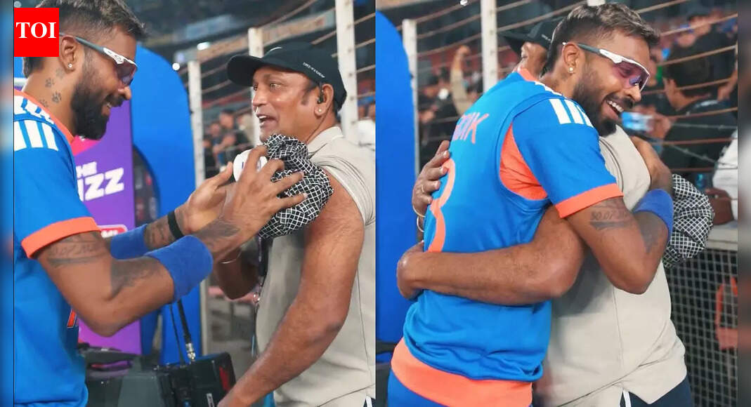 हार्दिक पंड्या के जबरदस्त प्रहार से कैमरामैन घायल; आइस पैक करें, गले लगाएं और फॉलो करें – देखें | क्रिकेट समाचार