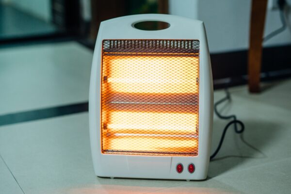 अध्ययन से पता चलता है कि टोस्टर, डीप फ्रायर और हेयर ड्रायर को इनडोर प्रदूषण के मुख्य स्रोतों के रूप में पहचाना गया है